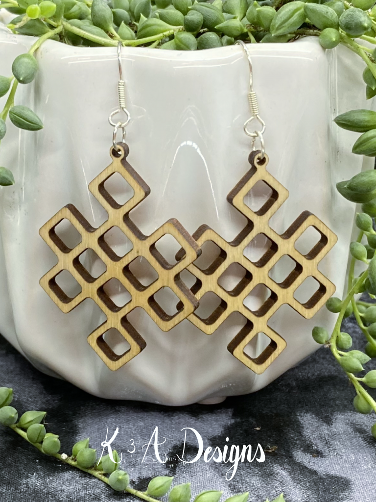 Geometric Outline Hanging Earrings